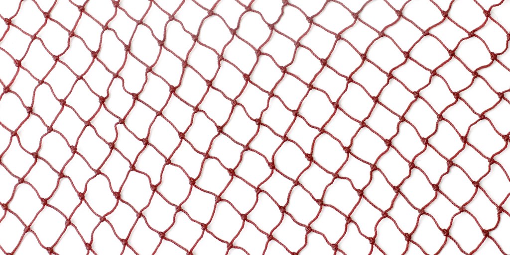 Zoom on Fischnetz with Benefits mesh structure. The fishing dries very quick due to its structure.